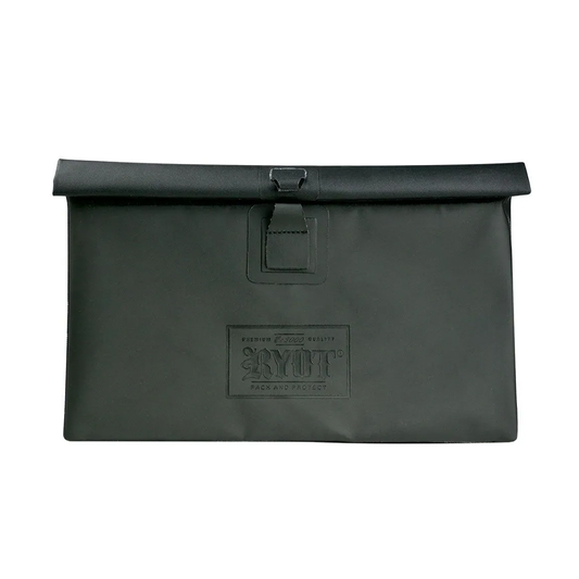 RYOT FLAT PACK WITH REMOVABLE SMELLSAFE CARBON LINER IN BLACK